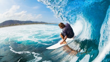 九游娱乐APP-法兰克福通过中路直塞制造得分机会，法兰克福赢了吗